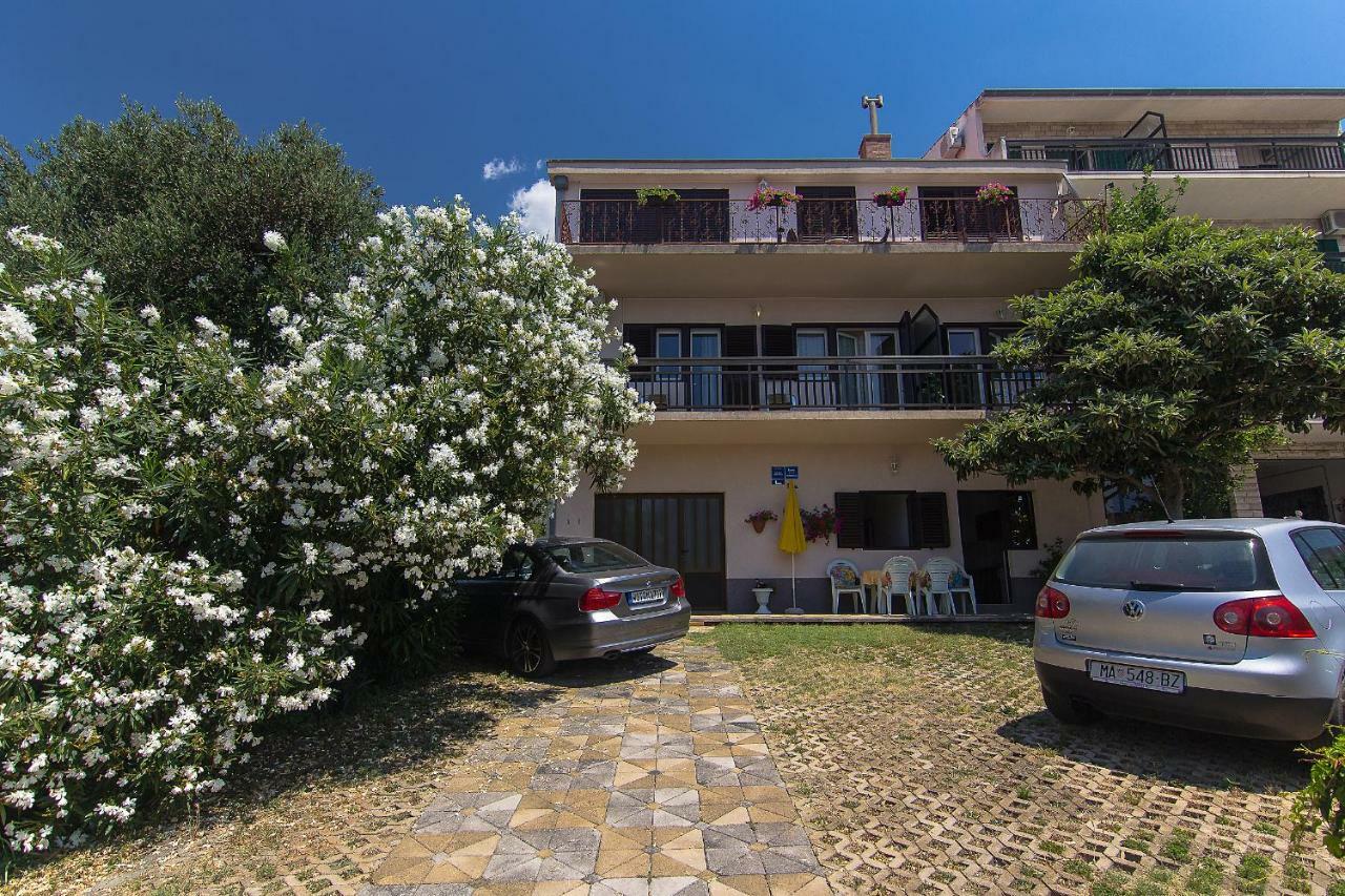 מאקרסקה Apartmani Marijanovic מראה חיצוני תמונה